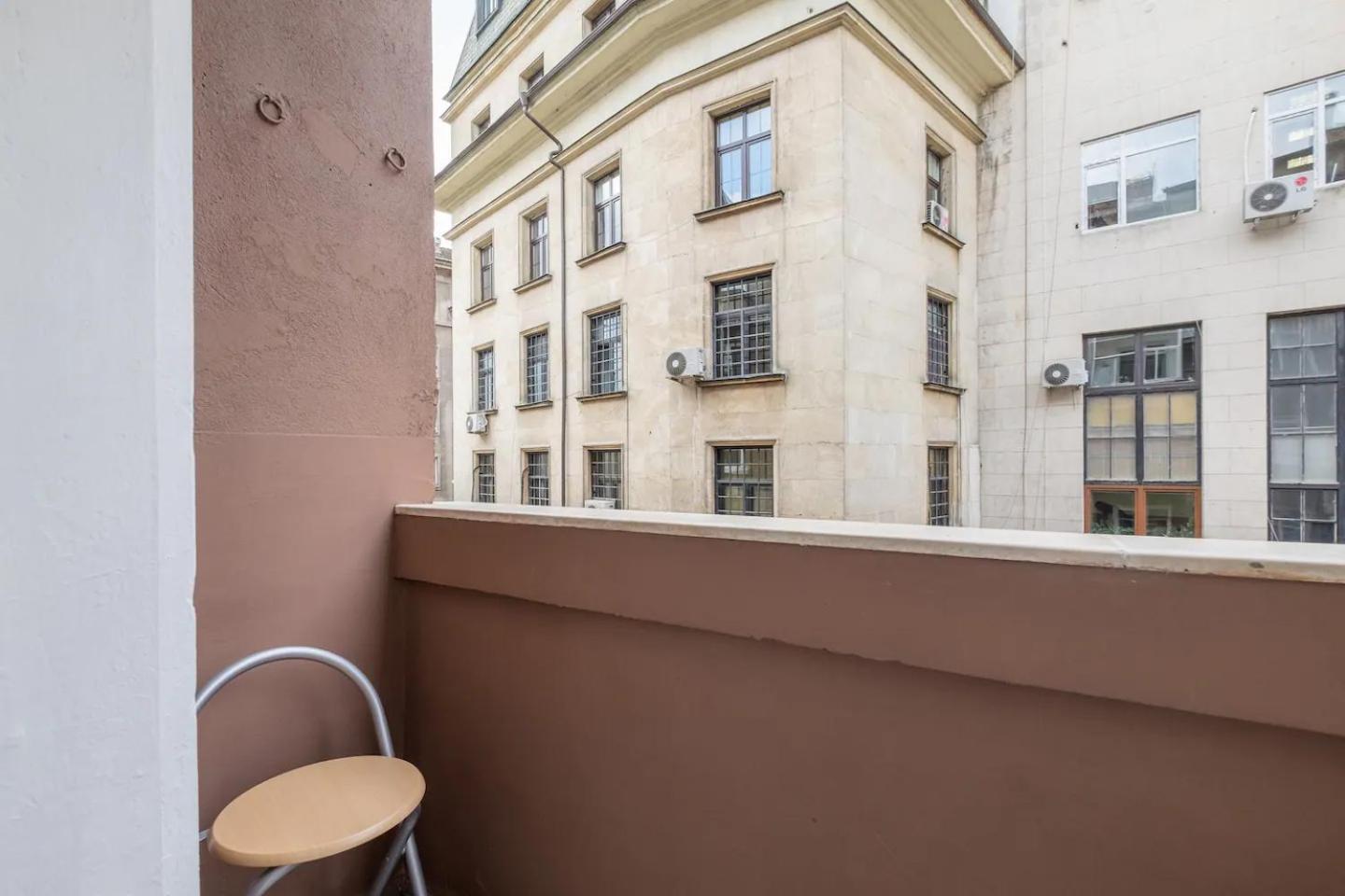 Stay And Play - Foosball And Comfort Sofia Exterior photo
