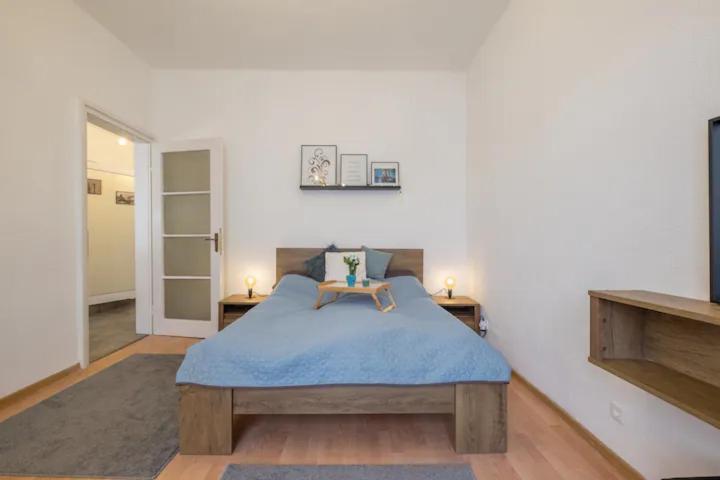 Stay And Play - Foosball And Comfort Sofia Exterior photo